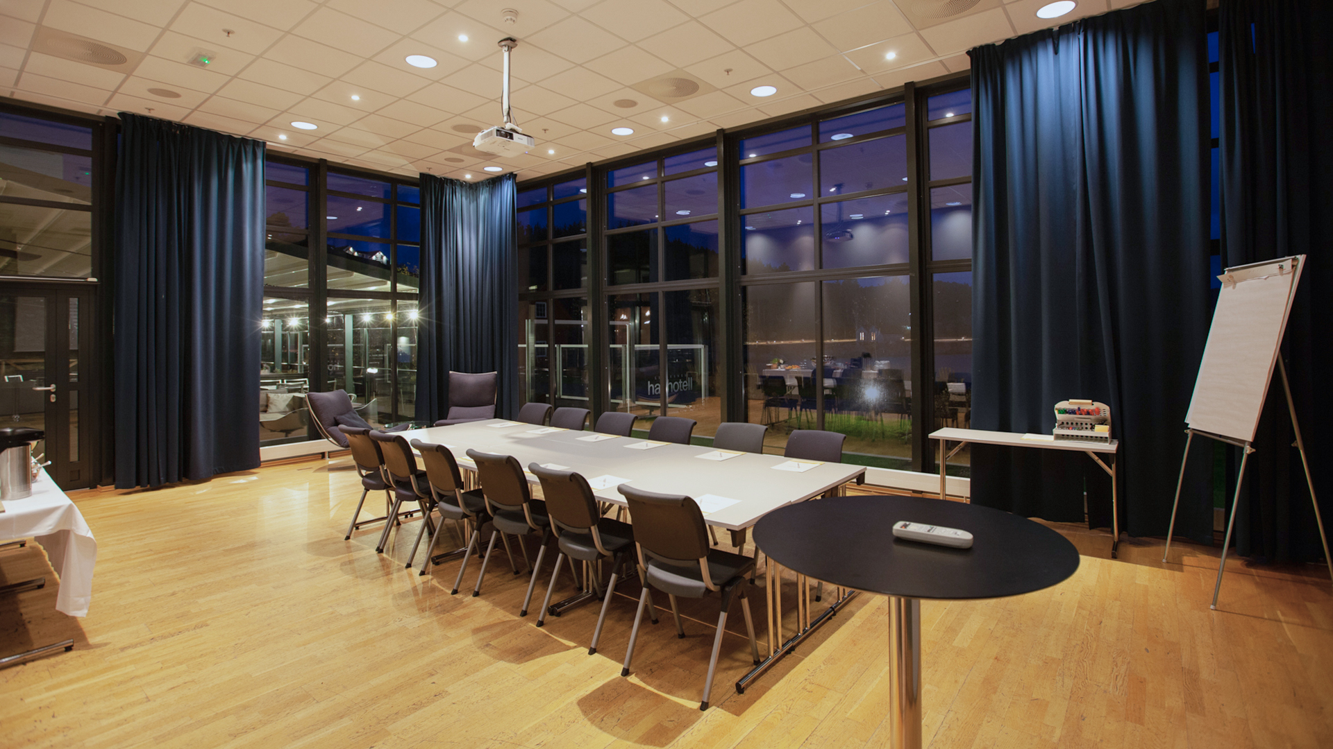 Lindesnes Havhotell møterom.jpg